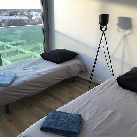 Appartement Face A La Mer - 6 A 8 Personnes - Canet En Roussillon ภายนอก รูปภาพ