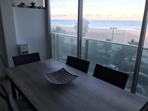 Appartement Face A La Mer - 6 A 8 Personnes - Canet En Roussillon ภายนอก รูปภาพ